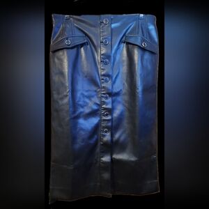 Black Button-Down Skirt - Size 16 ⭐️NWT!⭐️